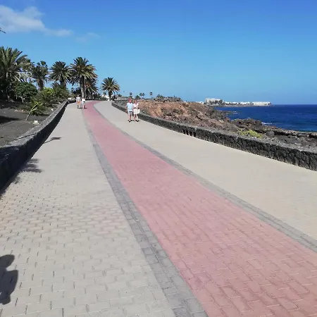 Dino 10 Playa Roca Daire