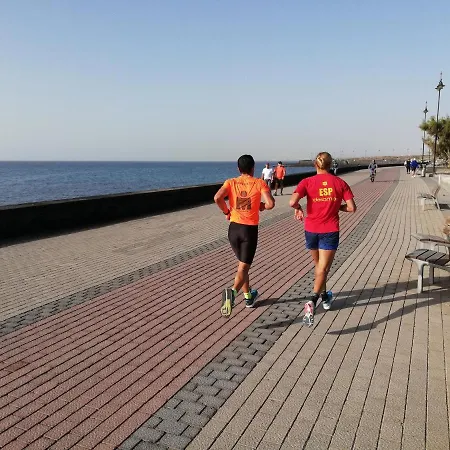 Dino 10 Playa Roca * Costa Teguise